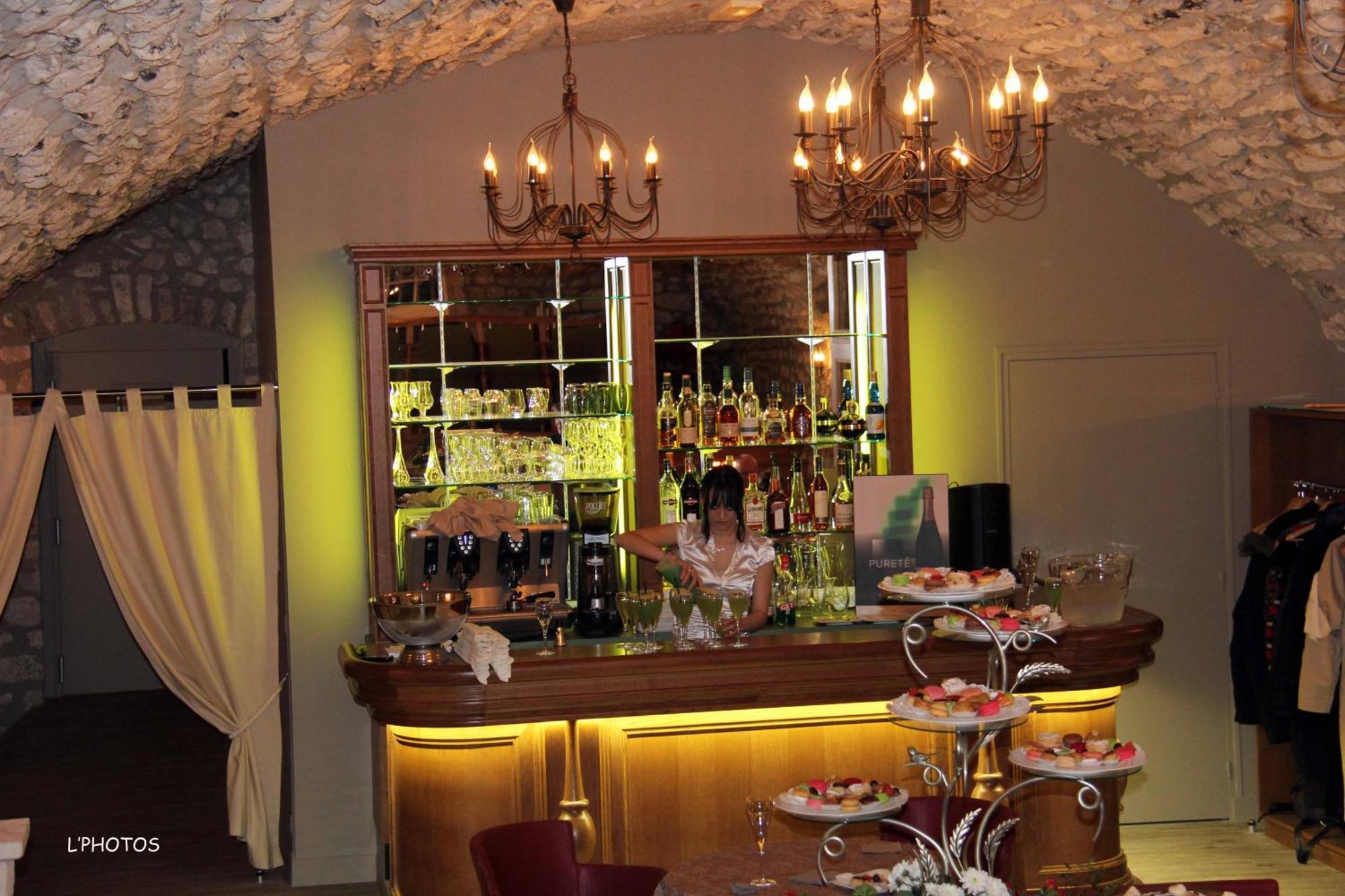 Logis Hotel Le Relais Louis XI Meung-sur-Loire Exteriör bild