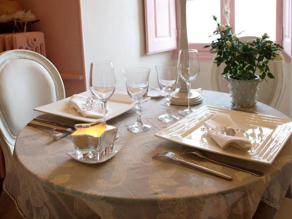 Logis Hotel Le Relais Louis XI Meung-sur-Loire Exteriör bild