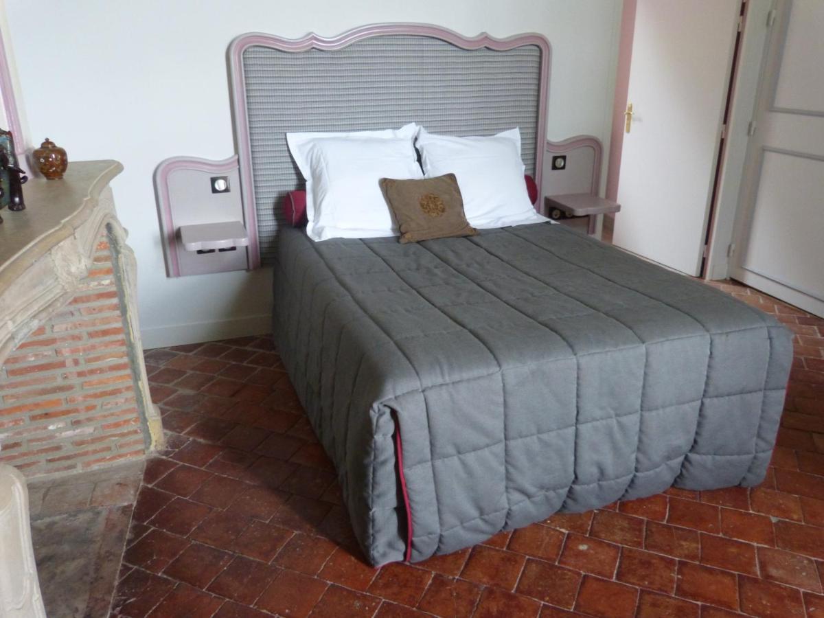 Logis Hotel Le Relais Louis XI Meung-sur-Loire Exteriör bild